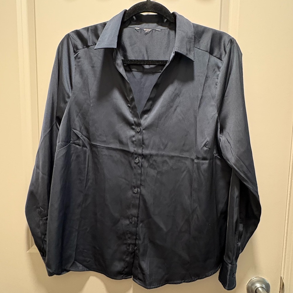 Women’s Classic Black Dress Shirt